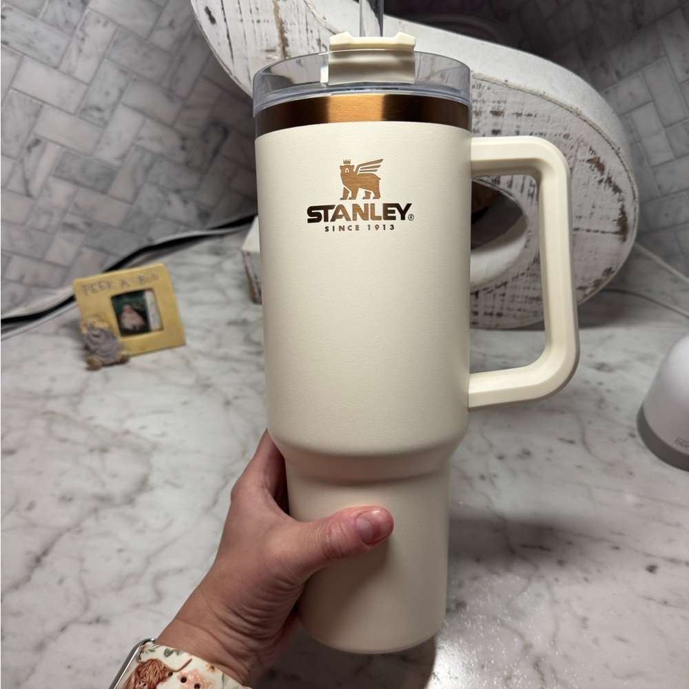 Limited edition magnolia cream and copper Stanley